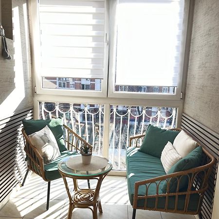 BALZAK 64m2, Free parking&Wi-fi Leilighet Novi Sad Eksteriør bilde