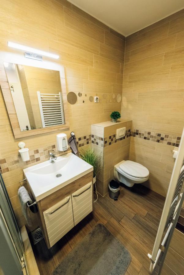 BALZAK 64m2, Free parking&Wi-fi Leilighet Novi Sad Eksteriør bilde